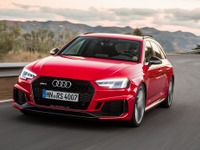 【アウディ RS4アバント 海外試乗】感動的にスムーズな“原点回帰”V6ツインターボ…山崎元裕 画像