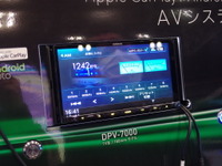 ケンウッド、Apple CarPlay/Android Auto対応の新カーAVシステムを発売 画像