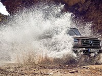 メルセデスベンツ Gクラス 新型、最終ティザーイメージ…デトロイトモーターショー2018で公開へ 画像