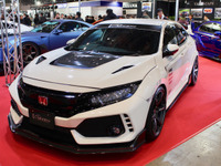 新型 シビックタイプR 用ボディキット、VARISが開発中…東京オートサロン2018で公開 画像