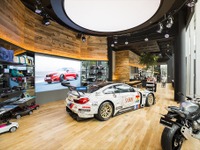 BMW×ディーン&デルーカ、世界初のコラボショップが東京駅八重洲口にオープン 画像