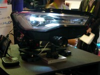 ヘッドライトをメガピクセル解像度で制御、TIがDLPチップセットを発表…CES 2018 画像