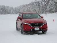 マツダ雪上試乗で実感、「躍度」の重要性とは? 画像
