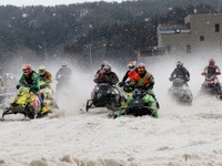 雪上のバトル! MFJ全日本スノーモビル選手権、いよいよ開幕 2月3-4日 画像