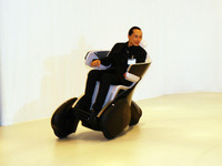 【東京モーターショー07】トヨタ i-REAL …未来のモビリティを予感 画像