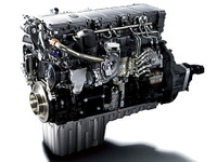 【東京モーターショー07】三菱ふそう、ダイムラーと共同開発中のディーゼルエンジンを世界初公開 画像