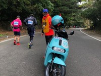 台湾EVスクーター ゴゴロ がマラソン10kmを先導、25台が初参加 画像