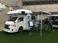 標準装備の内容に注目、ハイエースベースのRVトラスト BoleroV-max…ジャパンキャンピングカーショー2018 画像