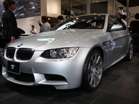 【東京モーターショー07】写真蔵…BMW M3 セダン、GT-R の向こうを張って 画像