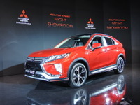 三菱エクリプスクロス、事前予約3000台超…ナイトショールームのアクセス6万5000超 画像