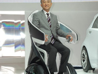 【東京モーターショー07】渡辺社長…これからのトヨタは“人と、地球と走る” 画像