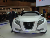 【東京モーターショー07】スズキ キザシ …津田社長「世界戦略車に」 画像
