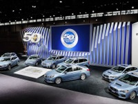 アイサイトを標準、スバル全車に米国進出50周年の記念車…シカゴモーターショー2018 画像