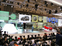 【東京モーターショー07】報道陣、過去最高の1万4300人 画像