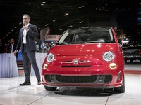 フィアット 500 の2018年型は全車ターボ搭載…シカゴモーターショー2018 画像