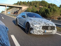 メルセデスAMG GTクーペ、新型4ドアスポーツをジュネーブモーターショー2018で発表へ 画像
