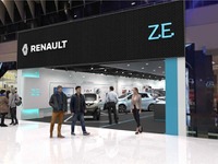 ルノー、初のEV体験ショールームを開業へ…ストックホルム 画像