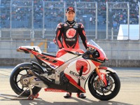 中上貴晶&高橋巧、2018年参戦カラーのマシンで初デモラン 鈴鹿ファン感謝デー 画像