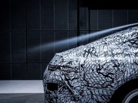メルセデスAMG GTクーペ、最新ティザーイメージ…ジュネーブモーターショー2018で車両を発表予定 画像
