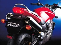 大型ネイキッドロードスポーツバイク「CB900ホーネット」発売 画像