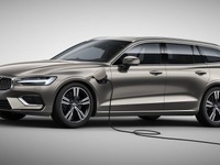ボルボ V60 新型にPHV、390hpツインチャージャー…ジュネーブモーターショー2018で公開へ 画像