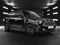 MINIクロスオーバー、ブラック基調の限定モデル発売 日本初導入の2リットルターボ搭載 画像