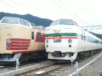国鉄色の189系は4月に引退…グレードアップあずさ色も姿を消す 画像