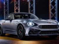 アバルト 124スパイダー にカーボン製ハードトップの「GT」…ジュネーブモーターショー2018で公開へ 画像