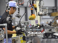 【土井正己のMove the World】AI時代のものづくりは「ロボットから人間へ」トヨタの意外な戦略 画像