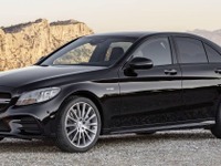 メルセデスAMG C43 に改良新型、390hpに強化…ジュネーブモーターショー2018で発表へ 画像