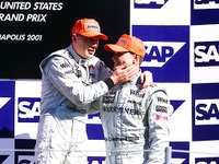 【F1アメリカGP決勝】負けないハッキネン、負けるなバリケロ 画像