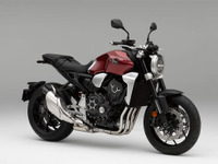 ホンダ CB1000R 新型を日本市場導入、MT-10 などを追撃へ 画像