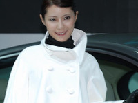 【東京モーターショー07】コンパニオン写真蔵…ジャガー 画像