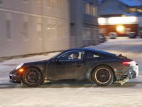 ポルシェ 911 新型、最高峰モデルはPHEVか…史上最強レベルに 画像