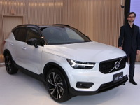 ボルボ XC40 発表、チーフデザイナー「XC90 や XC60 の弟分ではなく、いとこのポジション」 画像