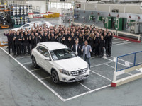 GLAクラス、メルセデスベンツのハイエンド車工場で生産開始…次世代生産システム構築の第一歩 画像