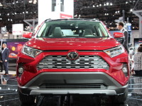 トヨタ RAV4 が6年ぶりモデルチェンジ、日本導入は…ニューヨークモーターショー2018 詳細画像 画像