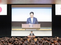 マツダ入社式、小飼社長「変革期を乗り越え、共にマツダの未来を築こう」 画像