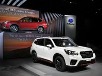 激戦SUV市場に攻勢モデル投入、フォレスター 新型…スバル愛に応える開発陣の思い 画像