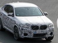 新開発「S58」エンジン炸裂!BMW X4 新型、初の「M」がニュル爆走 画像