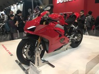 初の量産型4気筒ドゥカティ、パニガーレV4 が登場…東京モーターサイクルショー2018 画像