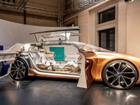 ルノーの完全自動運転EVが進化、住宅のインテリアとして機能 画像