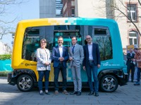 自動運転のロボットタクシー、都市への導入目指す…コンチネンタルがテスト 画像