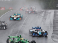 【INDYCAR 第4戦】雨でコンディション不良、レース途中で翌日に順延…佐藤琢磨は目下8番手 画像