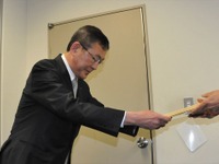スバル 吉永社長「誠に申し訳ありませんでした」 データ書き換え国交省に報告書提出 画像