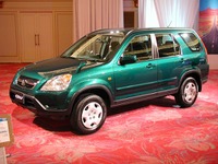 【株価】アフガン空爆で様子見気分、円高が自動車株の売りを誘う 画像