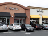 ソフトバンク苦渋の決断、傘下のスプリントとTモバイル合併合意［新聞ウォッチ］ 画像