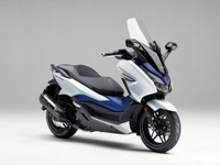 ホンダ フォルツァ 新型発表、セレクタブルトルク コントロールやスマートキー採用 画像