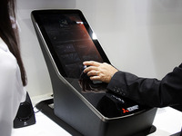 回す＋ズラすだけ、三菱電機の近未来センターコンソール…人とくるまのテクノロジー2018 画像