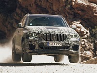 BMW X5 新型、プロトタイプの画像を公開　2018年後半発表予定 画像